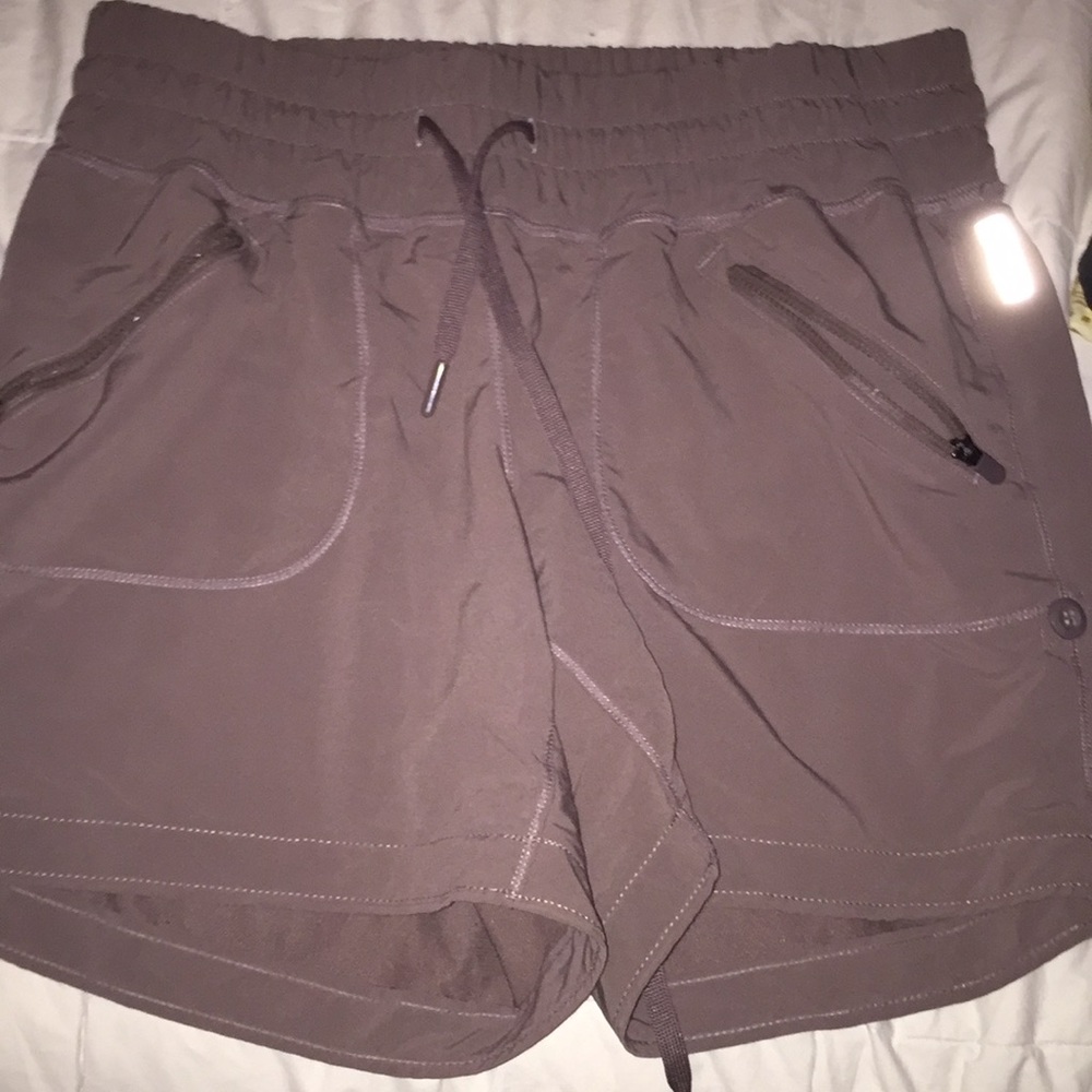 Zella shorts